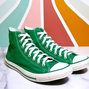 Converse High Top Shoes - Green - Men’s Size 12, Women’s Size 14 EUC